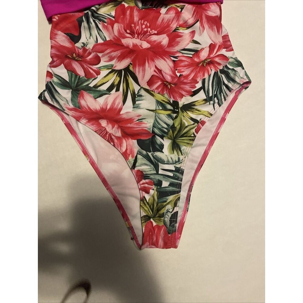 Women's Swimsuit One Piece Pink & Flowers Body Contouring Size L  NWOT Unbranded - Picture 4 of 9